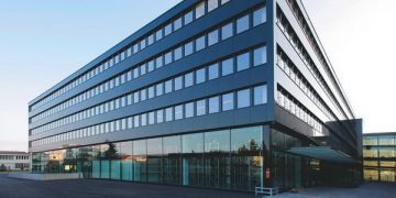 تطور أساس المسؤولیة القانونیة للشر كات في القانون الفرنسي